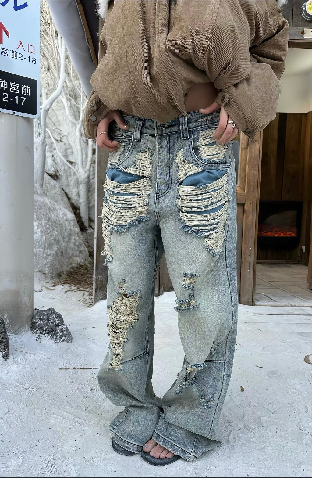 HABON Heavily Distressed Washed Wide-Leg Jeans