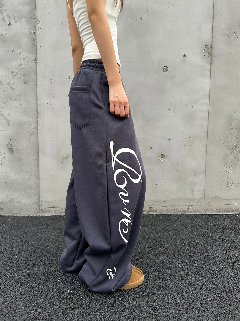 Unisex Letter Print Rivet Wide-Leg Drawstring Sweatpants